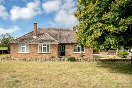 3 bedroom Detached bungalow for sale in West Mill, Easton On The Hill