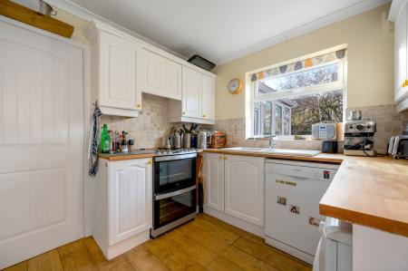 3 bedroom Semi-detached house for sale in Arran Road, Stamford