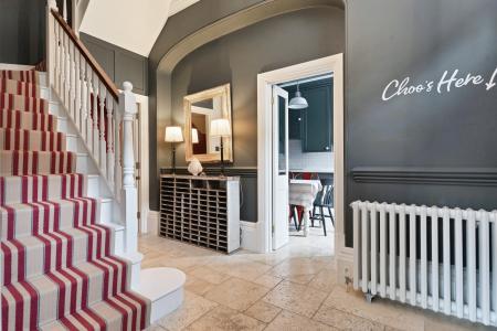 3 bedroom Semi-detached house to let in Barn Hill, Stamford, PE9