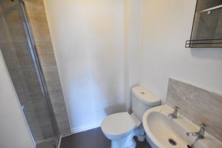 3 bedroom Semi-detached house to let in Hillside Gardens, Wittering, Stamford, PE8