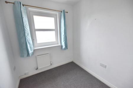 3 bedroom Semi-detached house to let in Hillside Gardens, Wittering, Stamford, PE8