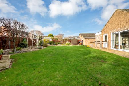 3 bedroom Detached bungalow for sale in Angus Close, Stamford