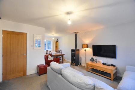 3 bedroom Semi-detached house for sale in Primrose Way, Stamford