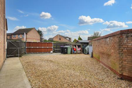 3 bedroom Semi-detached house for sale in Primrose Way, Stamford