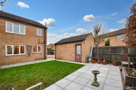 3 bedroom Semi-detached house for sale in Primrose Way, Stamford