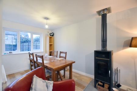 3 bedroom Semi-detached house for sale in Primrose Way, Stamford