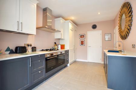 3 bedroom Town house for sale in Warrenne Keep, Stamford