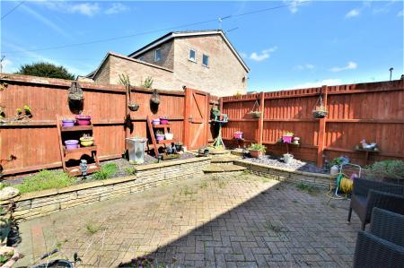 3 bedroom Terraced House to let in Trinity Road, Stamford, PE9