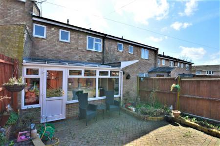 3 bedroom Terraced House to let in Trinity Road, Stamford, PE9