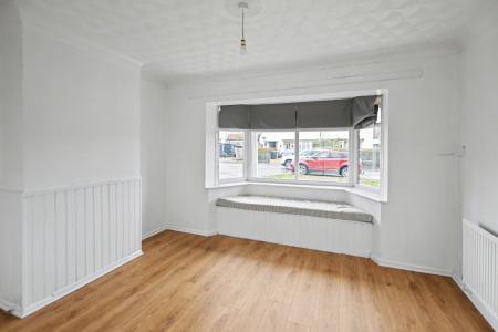 3 bedroom Semi-detached house to let in Lincoln Road, Stamford, PE9