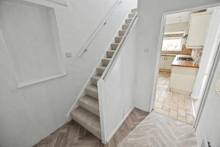 3 bedroom Semi-detached house to let in Lincoln Road, Stamford, PE9