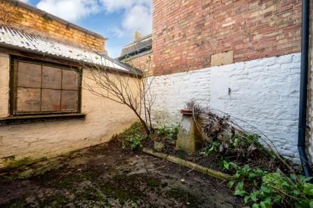 2 bedroom Town house for sale in St Leonards Street, Stamford