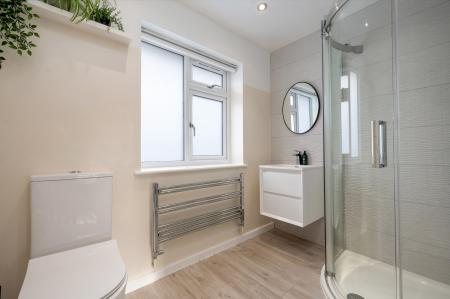 4 bedroom Detached house for sale in Stirling Road, Stamford, PE9