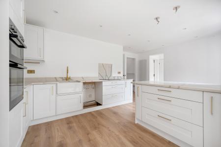 4 bedroom Detached house for sale in Woodhead Close, Stamford