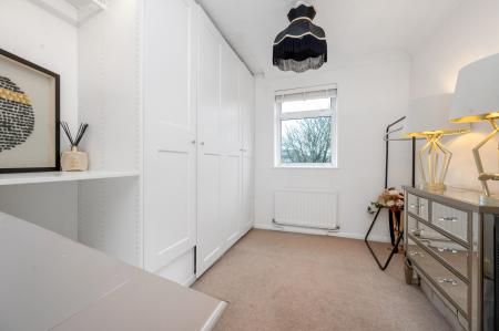 4 bedroom Detached house for sale in Cedar Road, Stamford