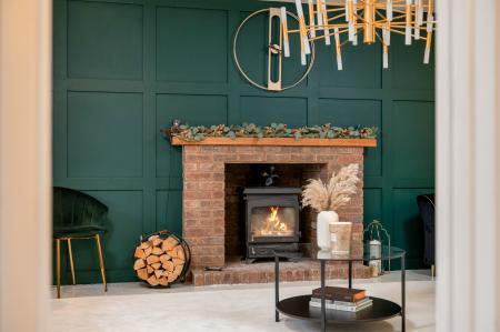 4 bedroom Detached house for sale in Cedar Road, Stamford