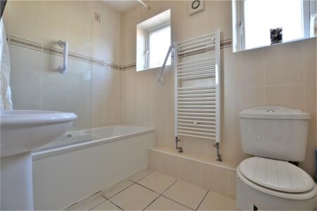 3 bedroom Terraced House for sale in Trinity Road, Stamford, PE9