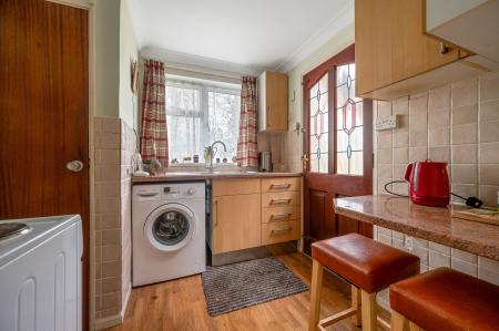 3 bedroom Semi-detached house for sale in Spinney Lane, Ryhall