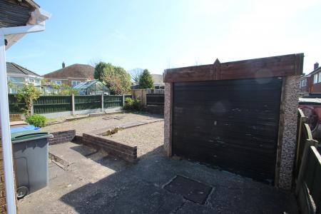 2 bedroom Semi-detached bungalow for sale in Apley Place, Trentham, Stoke-on-Trent, ST4