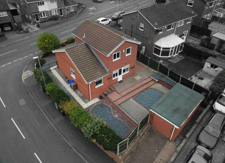 4 bedroom Detached house for sale in Athena Road, Birches Head, Stoke-on-Trent, ST1