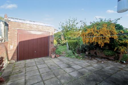 3 bedroom Semi-detached house for sale in Barrington Court, May Bank, Newcastle-under-Lyme, ST5