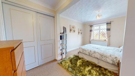 3 bedroom Semi-detached house for sale in Cannock Road, Westcroft, Wolverhampton, WV10