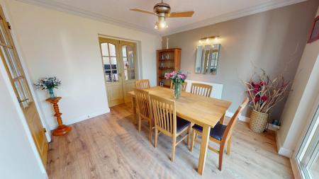 3 bedroom Semi-detached house for sale in Cannock Road, Westcroft, Wolverhampton, WV10