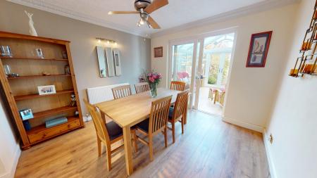 3 bedroom Semi-detached house for sale in Cannock Road, Westcroft, Wolverhampton, WV10