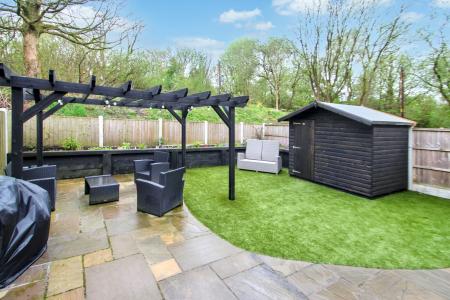 2 bedroom Detached bungalow for sale in Cheltenham Grove, Silverdale, Newcastle-under-Lyme, ST5