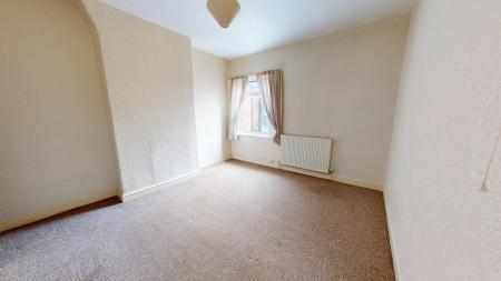 2 bedroom Terraced House for sale in Hartshill Road, Hartshill, Stoke-on-Trent, ST4