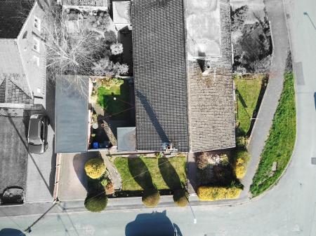 2 bedroom Semi-detached bungalow for sale in Roseacre Lane, Blythe Bridge, Stoke-on-Trent, ST11