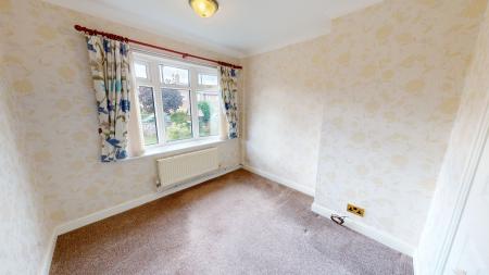 2 bedroom Semi-detached bungalow for sale in Scarratt Drive, Forsbrook, Stoke-on-Trent, ST11
