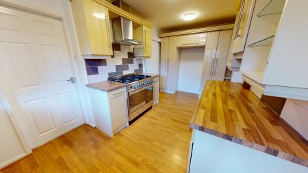 3 bedroom Detached house for sale in Widecombe Road, Birches Head, Stoke-on-Trent, ST1