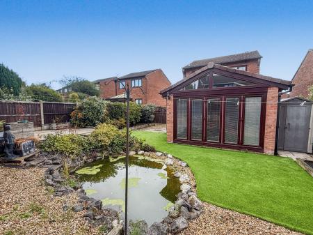 3 bedroom Detached house for sale in Widecombe Road, Birches Head, Stoke-on-Trent, ST1