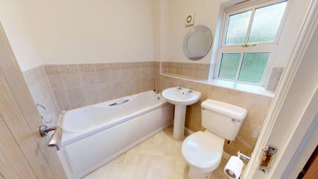 3 bedroom Town house to let in Willowfield Drive, Trentham, Stoke-on-Trent, ST4