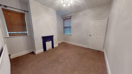 3 bedroom End of terrace house for sale in London Road, Chesterton, Newcastle-under-Lyme, ST5