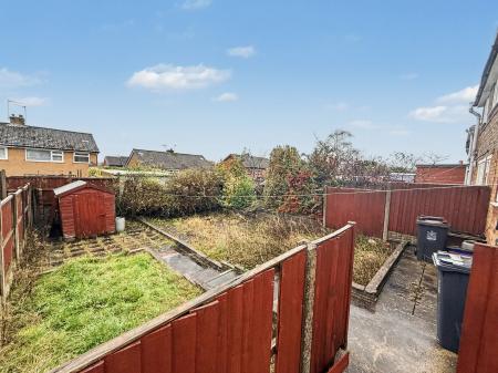 2 bedroom Semi-detached house for sale in Riceyman Road, Bradwell, Newcastle-under-Lyme, ST5