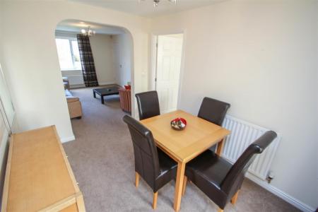 3 bedroom Detached house to let in Snowgoose Way, Newcastle-under-Lyme, ST5