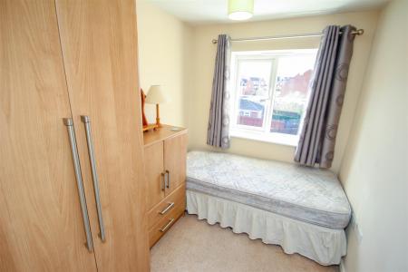 3 bedroom Detached house to let in Snowgoose Way, Newcastle-under-Lyme, ST5