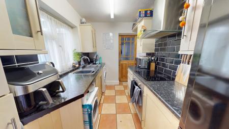 2 bedroom Terraced House to let in Cromwell Street, Birches Head, Stoke-on-Trent, ST1