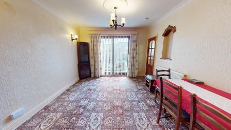 3 bedroom Town house for sale in Avenue Road, Shelton, Stoke-on-Trent, ST4