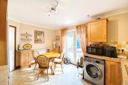 4 bedroom End of terrace house for sale in 4B Millstone Lane, Syston, LE7