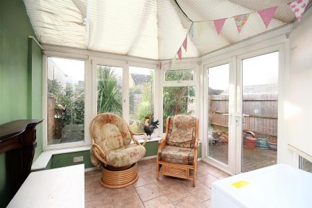 2 bedroom Semi-detached house for sale in Albert Street, Syston, LE7