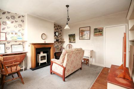 2 bedroom Semi-detached house for sale in Albert Street, Syston, LE7