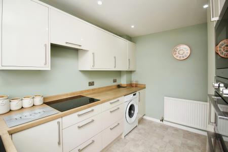 3 bedroom Semi-detached house for sale in Albert Street, Syston, LE7