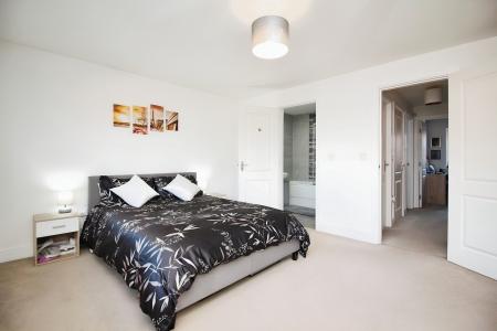 4 bedroom Town house for sale in Aldfield Green, Hamilton, LE5