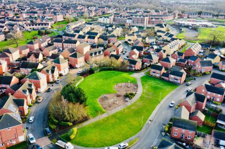 4 bedroom Town house for sale in Aldfield Green, Hamilton, LE5