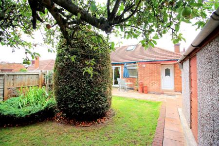 2 bedroom Semi-detached bungalow for sale in Alexandra Street, Thurmaston, LE4