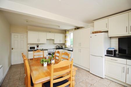 2 bedroom Semi-detached bungalow for sale in Alexandra Street, Thurmaston, LE4