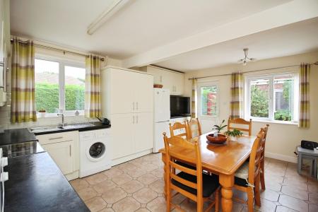 2 bedroom Semi-detached bungalow for sale in Alexandra Street, Thurmaston, LE4